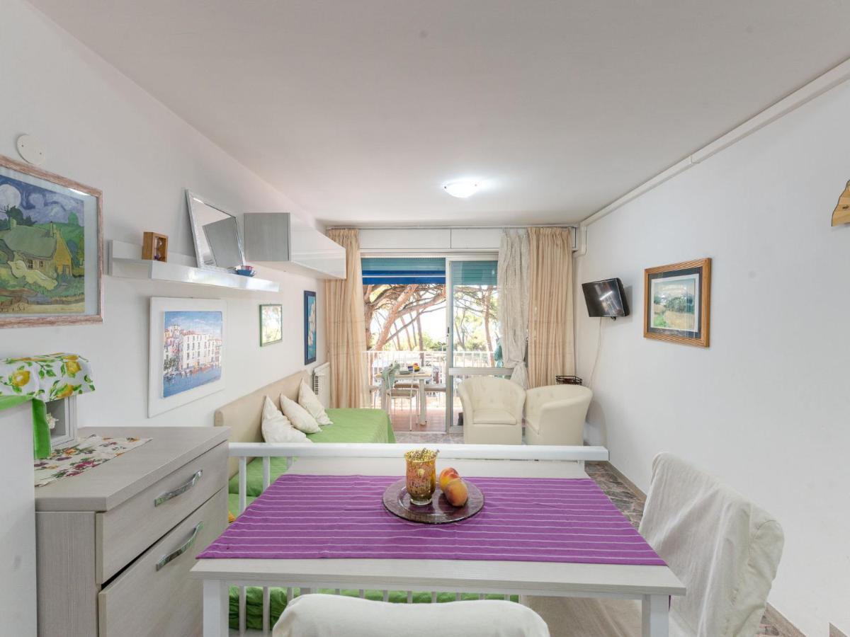 Apartment La Pineta By Interhome Casa Sant'Eugenia Exterior photo